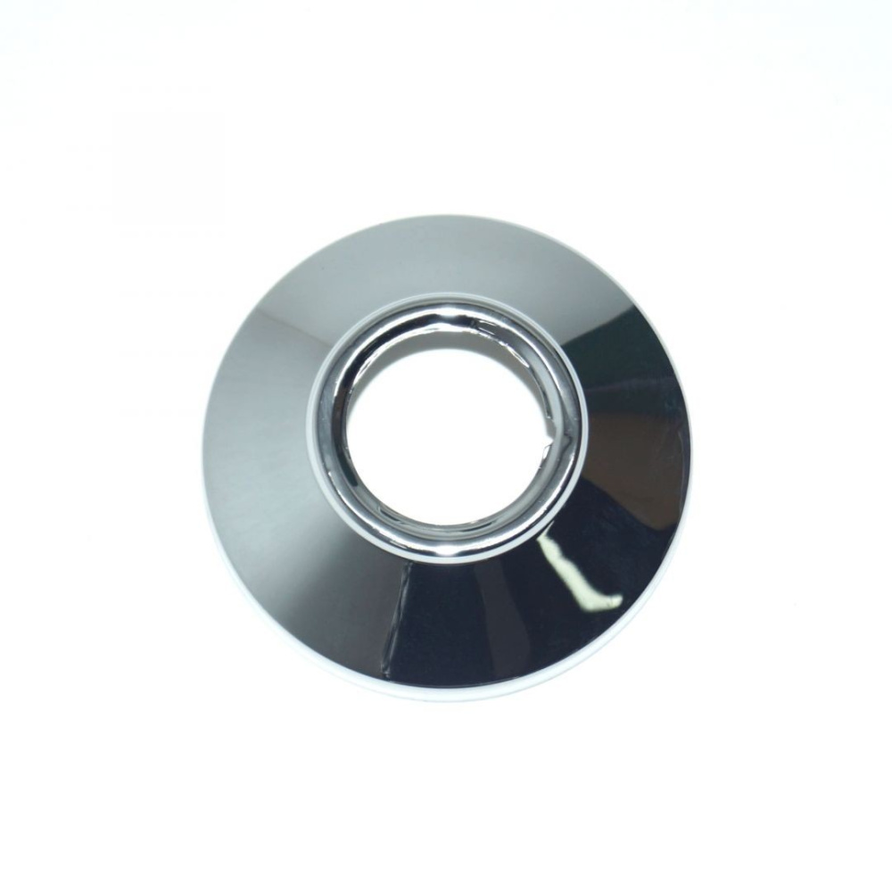 Фотография Отражатель 3/4" с резьбой LUX хром 20800