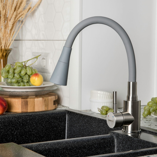 Смеситель кухня из нерж. ст. с гибким изливом с конической насадкой, серый VOLMAX