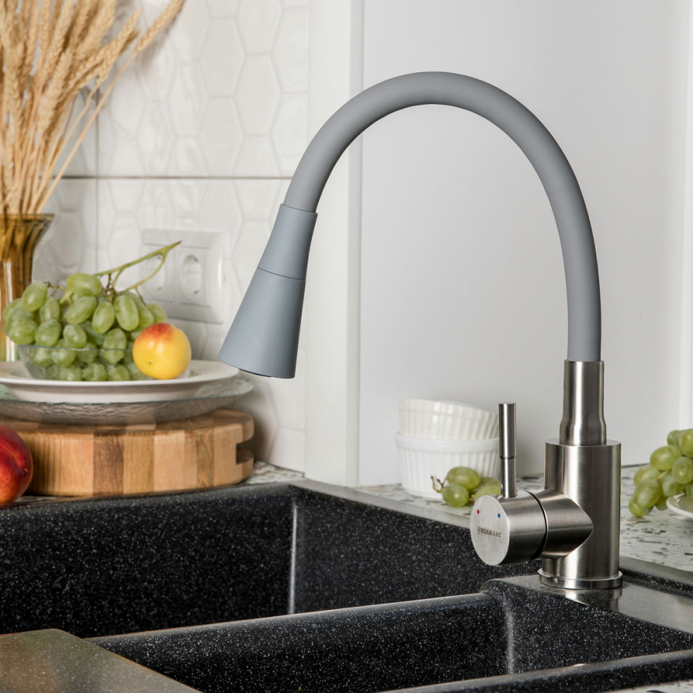 Фотография Смеситель кухня из нерж. стали, серый VOLMAX ( с гибким изливом и конической насадкой)
