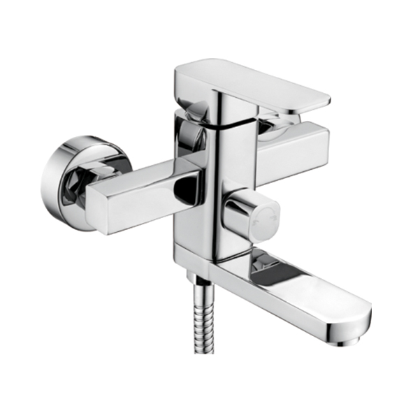 Фотография Смеситель ванна L3233 короткий излив поворотный LEDEME 